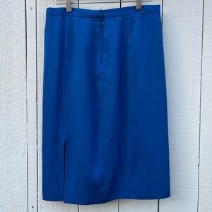 Doncaster Collection Silk Pencil Skirt.
Royal Blue-Size 8.